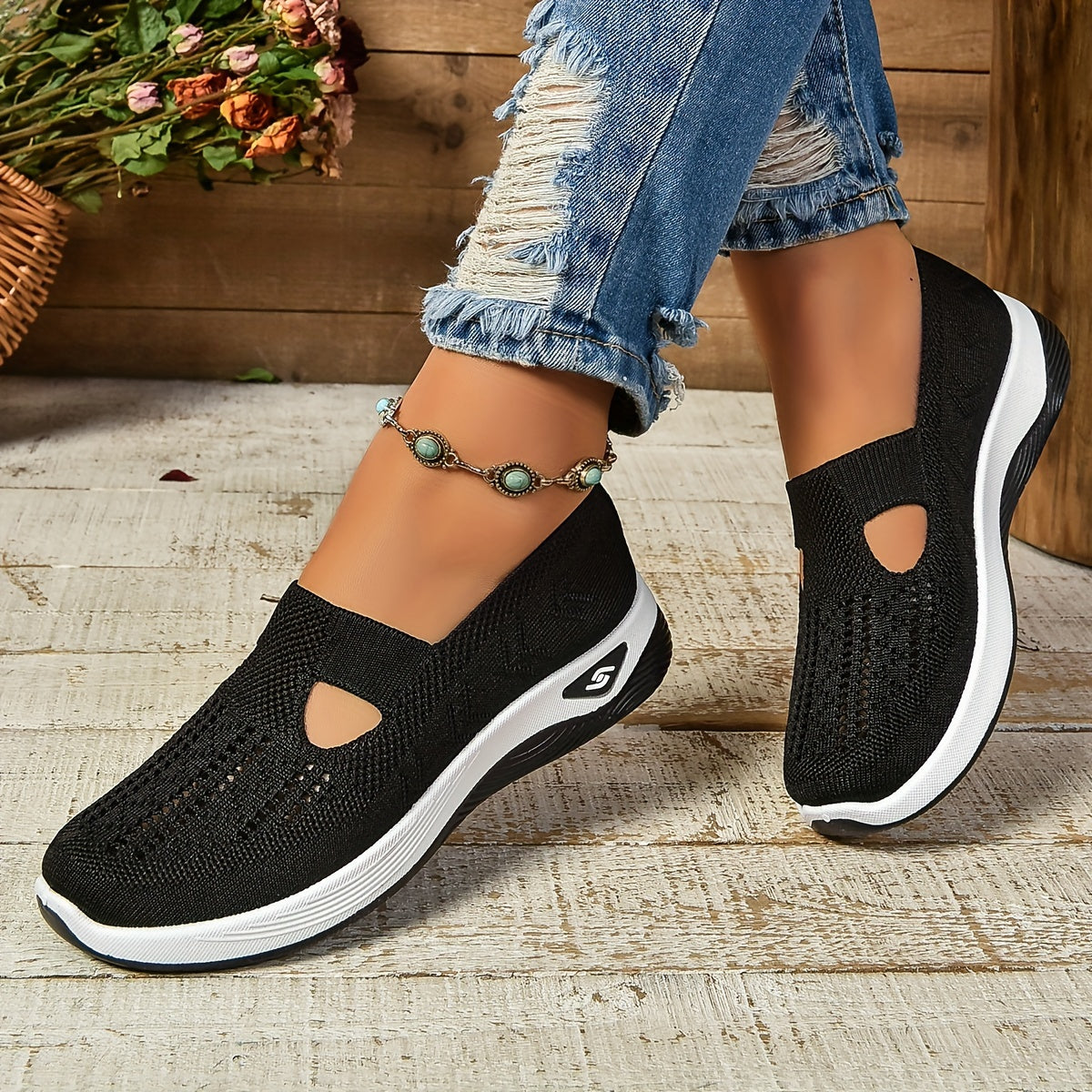 Orthopedic slip-on shoes