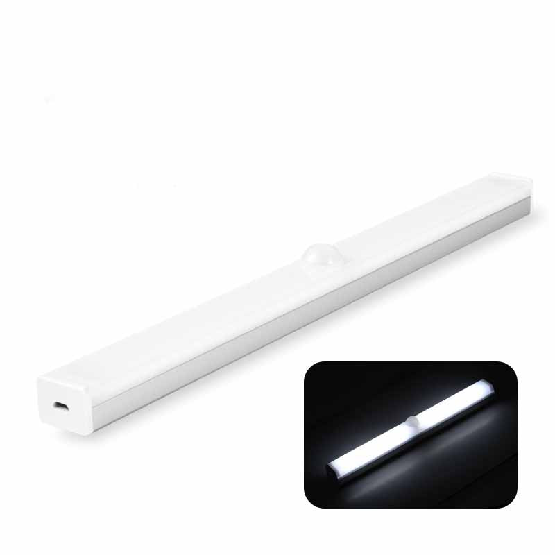 Smart LED light with sensor