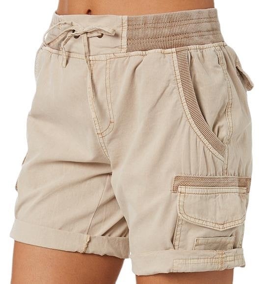 Ava | High-waisted shorts